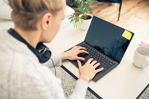 Summer Series Offers Classes in Online/Distance Learning